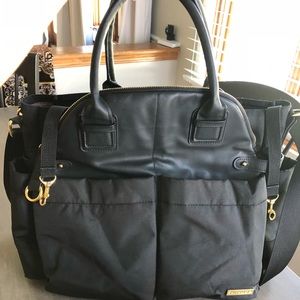 Skip hop Chelsea diaper bag